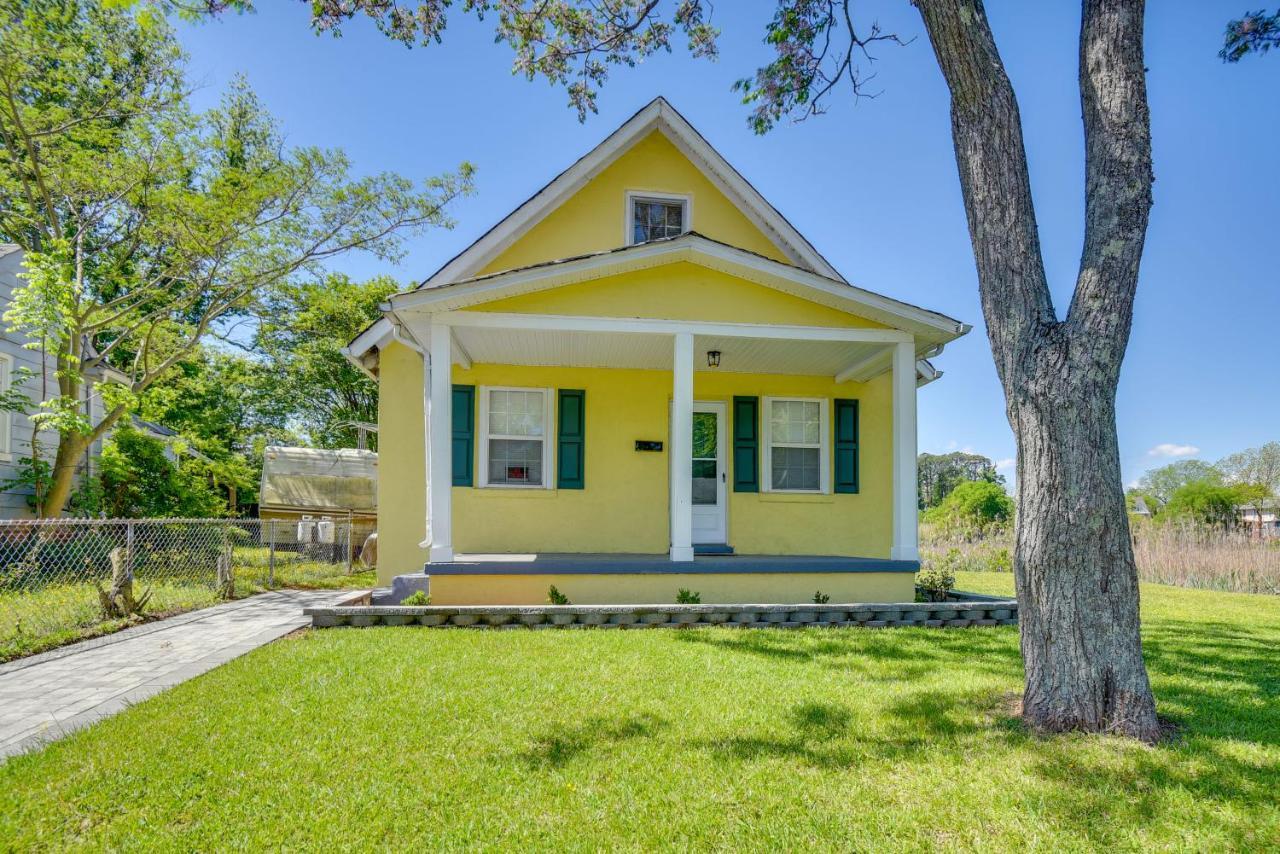 Charming Newport News Cottage Less Than 1 Mi To Ocean! Хамптън Екстериор снимка